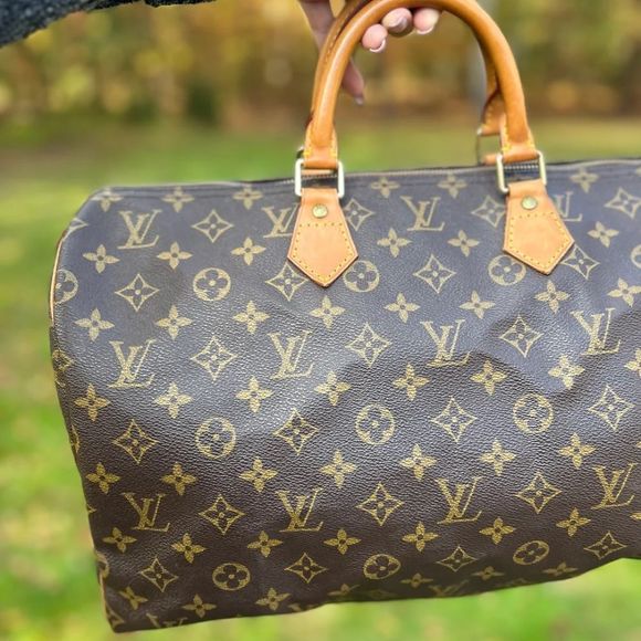Auth Louis Vuitton Monogram Speedy 40 - Picture 6 of 13